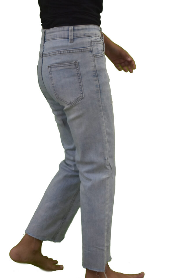 straight fit jeans