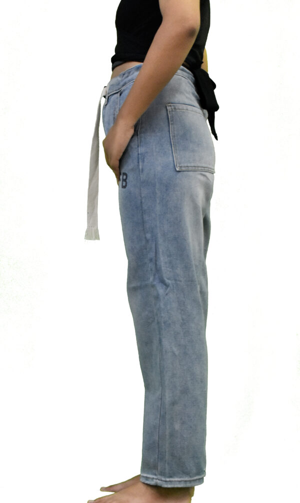 Belt Flared Jeans - Image 3