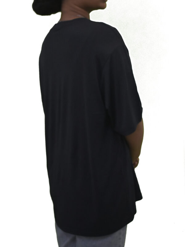 Minimalist Oversized Black T-Shirt - Image 2