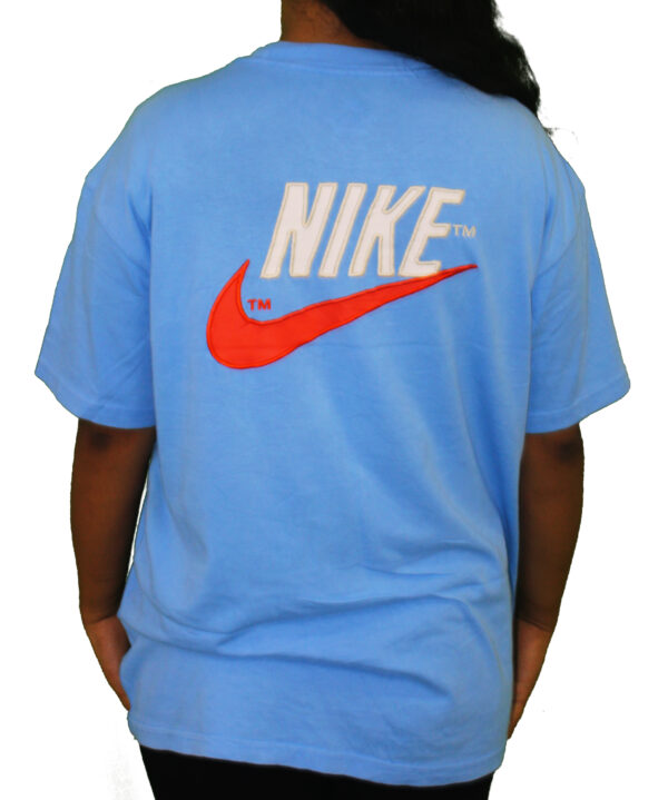 Nike Essential Pocket T-Shirt